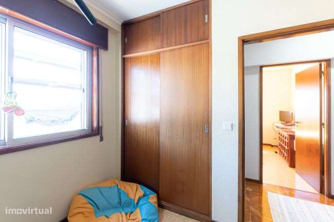 Apartamento T4 em Mafamude – Excelente Localização e Exposição Solar-9