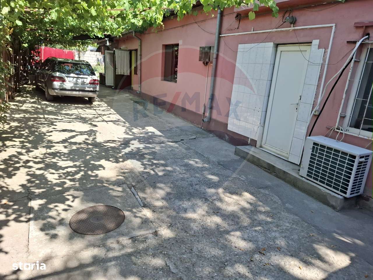 De vanzare teren cu potențial pentru dezvoltare imobiliară - Imagine principală: 4/6