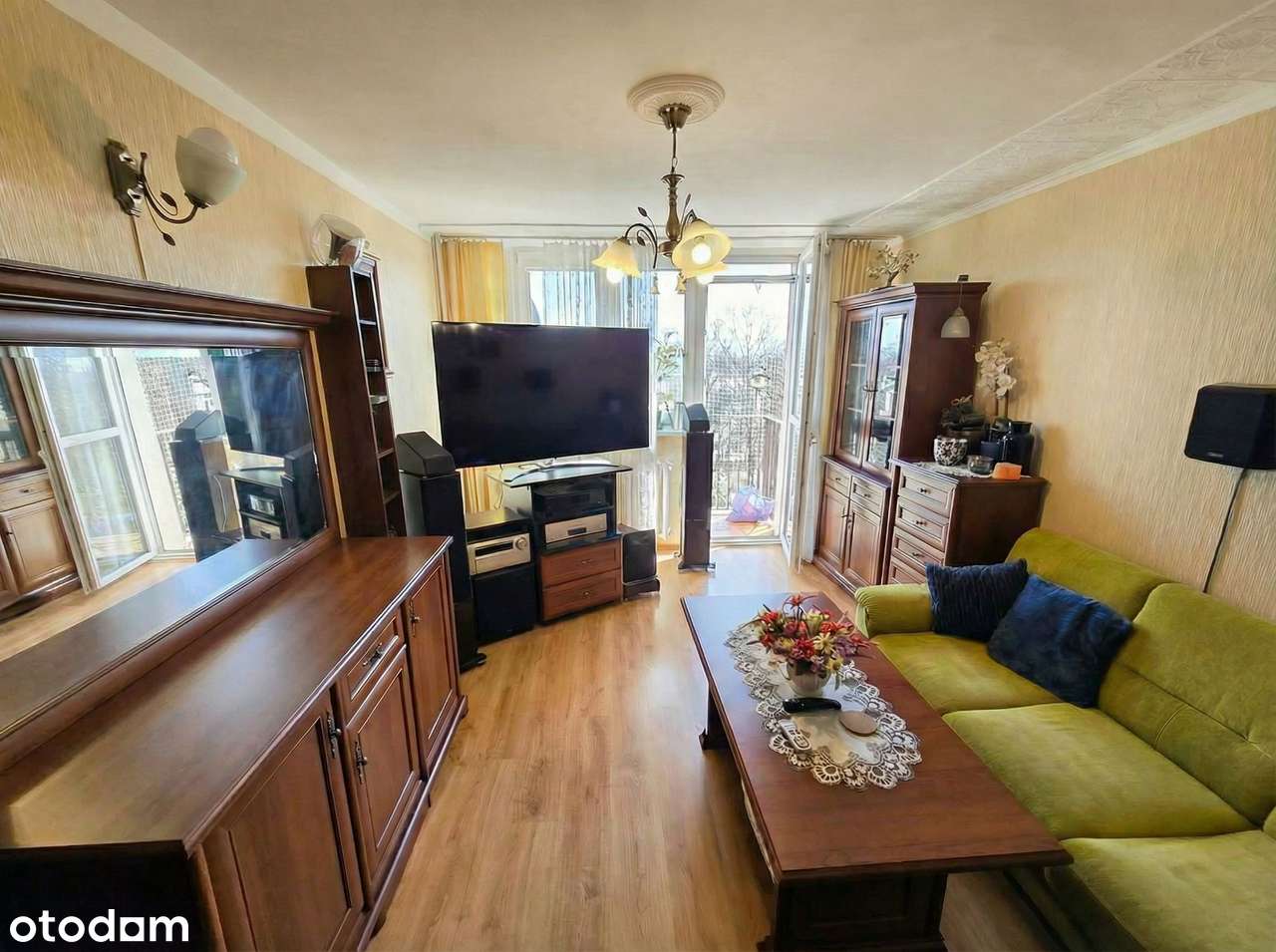 3 pokojowe mieszkanie na sprzedaż!-1
