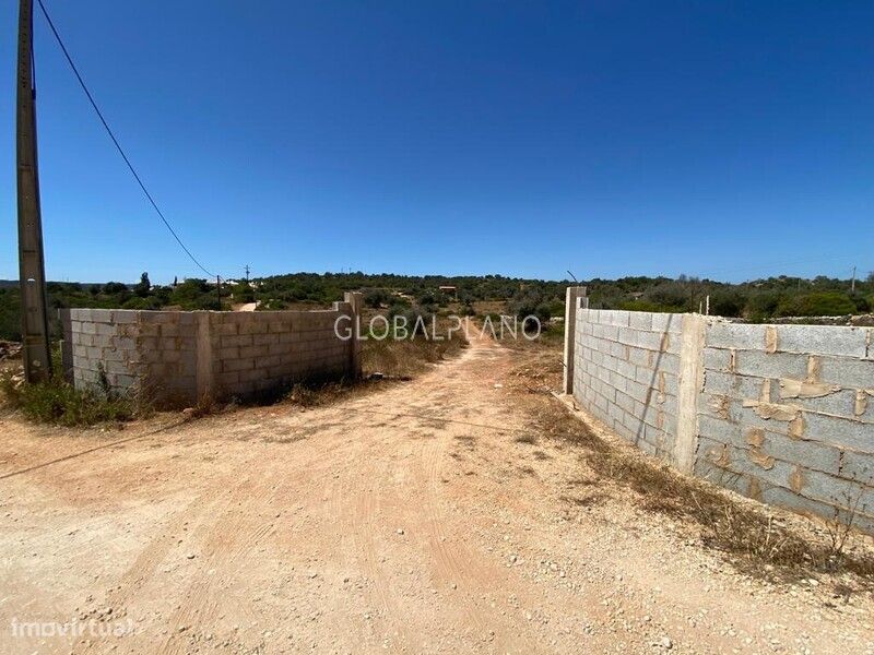 Fantástico terreno rural com viabilidade de...