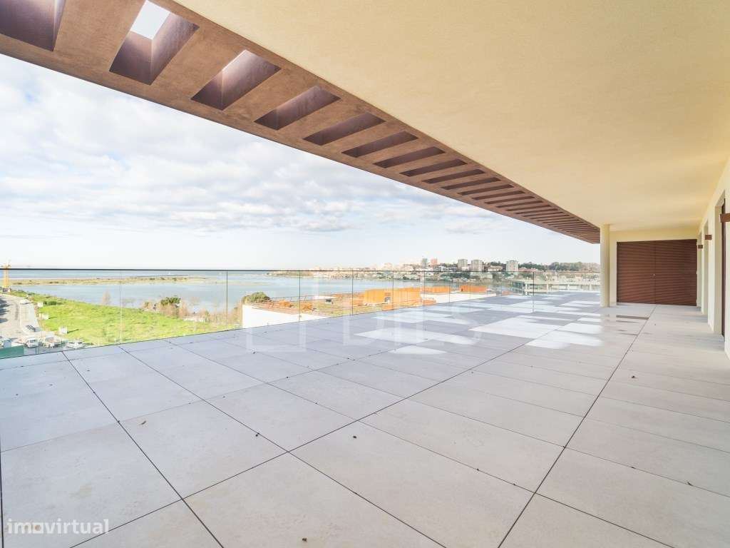 Penthouse T4 em Vila Nova de Gaia na Quinta Marques Gomes-54