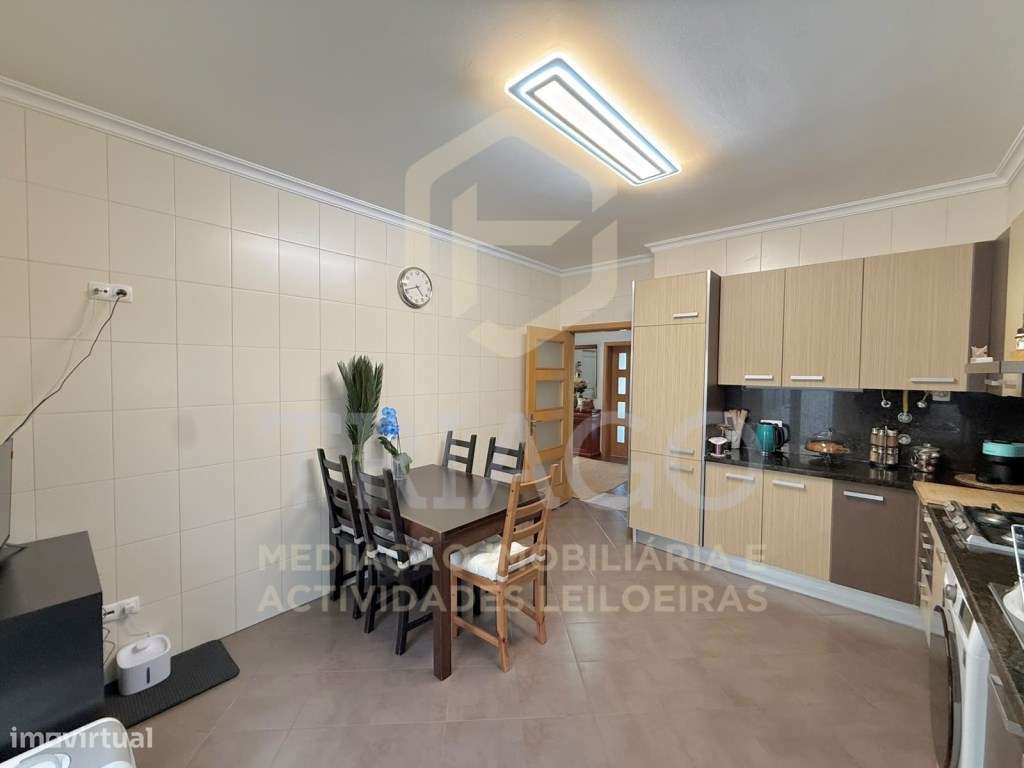 Moradia T4 Isolada com Logradouro Maravilhoso-10