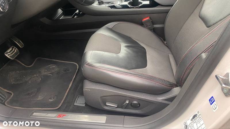 Ford Mondeo 2.0 TDCi ST-Line PowerShift - 21