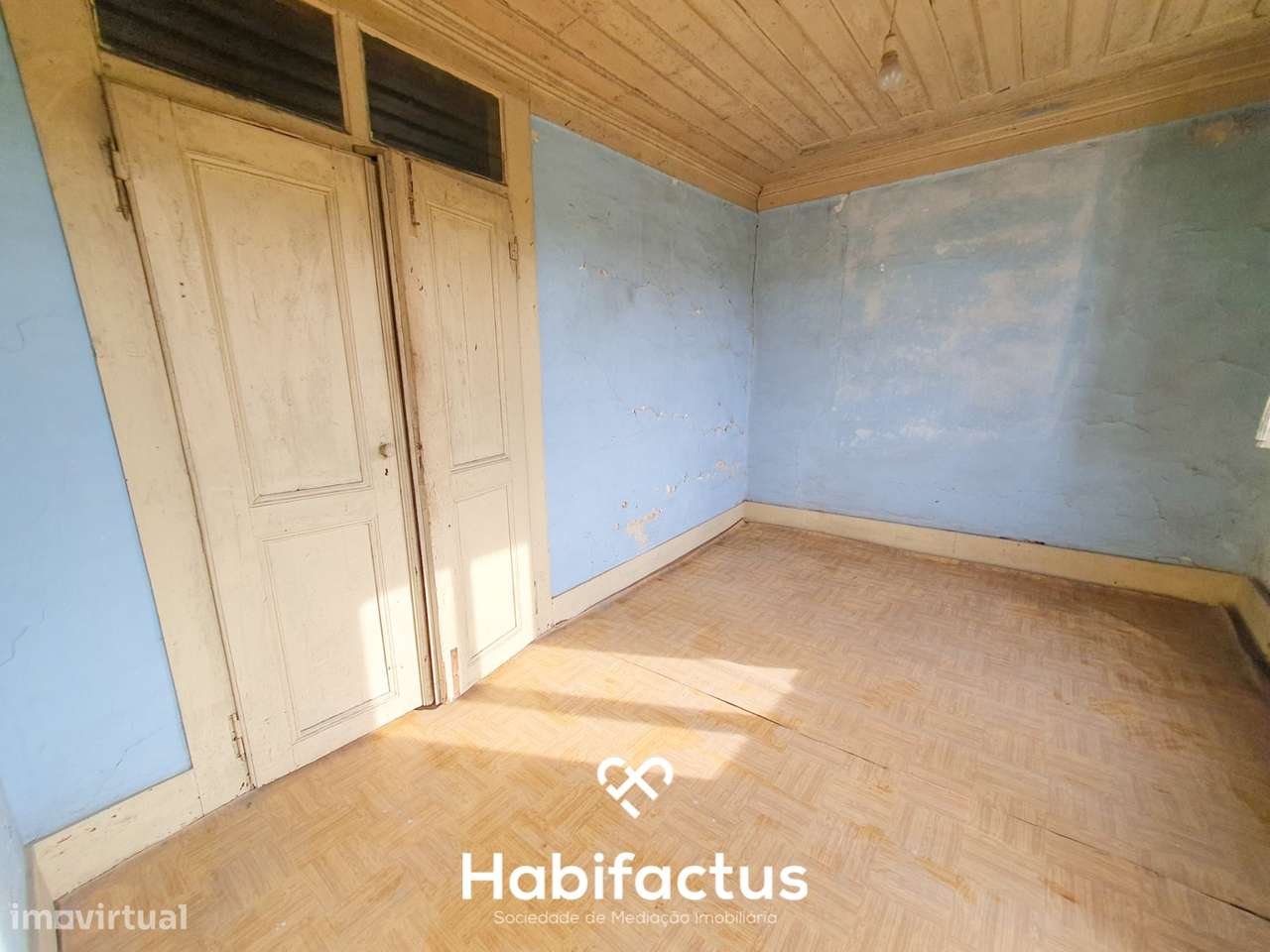 Moradia Geminada em pedra para venda em Carvalhal da Loiça - Seia - Grande imagem: 5/38