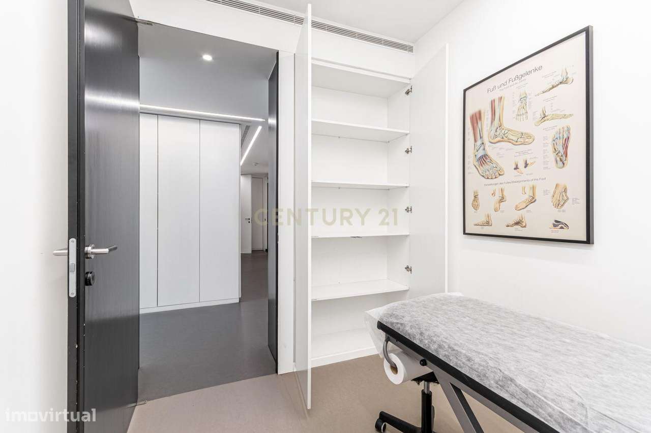 Trespasse - Clínica Moderna em Odivelas com Acessibilidade e Estaciona - Grande imagem: 4/37