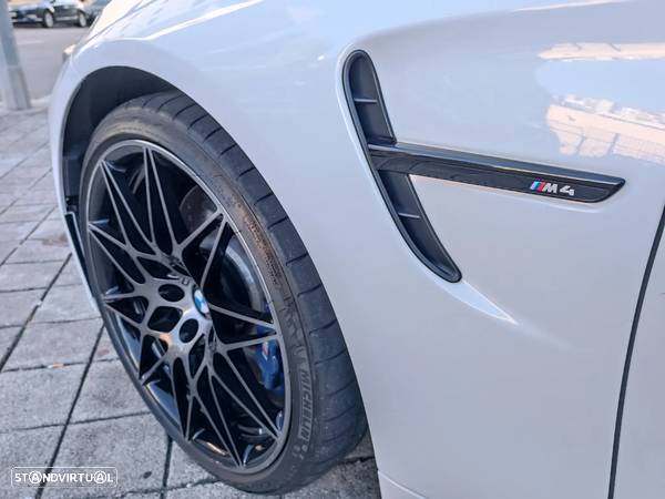 BMW M4 Coupe DKG Competition - 14