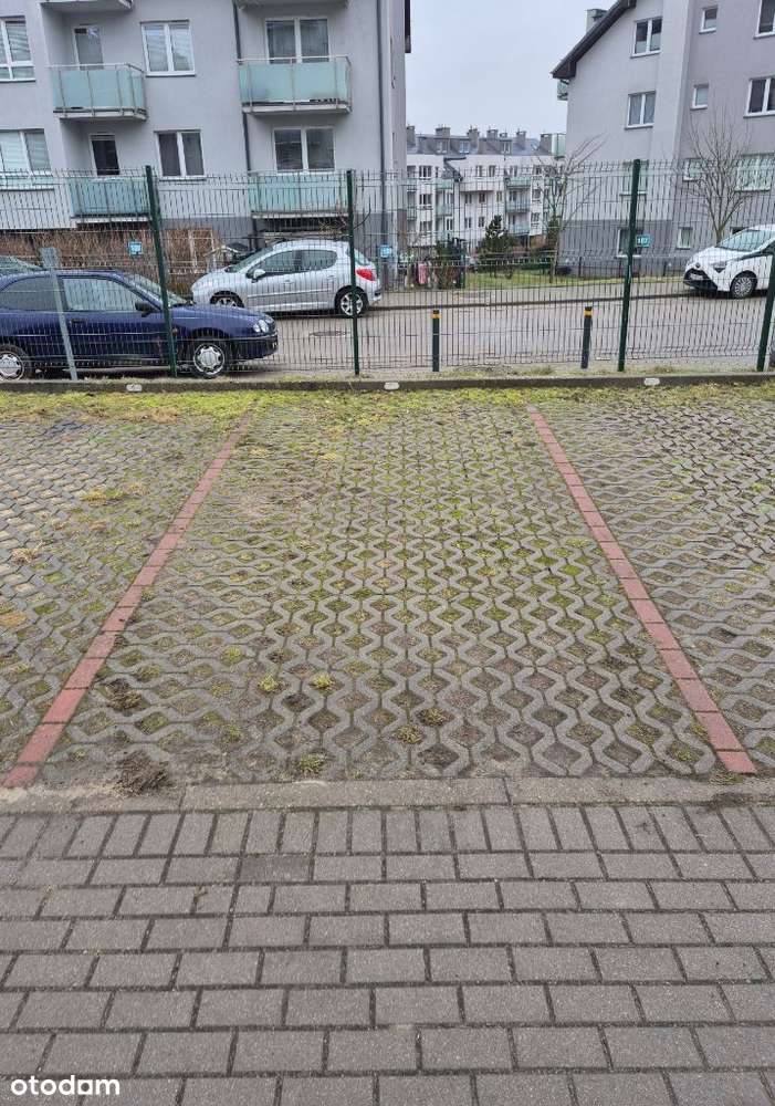 Sprzedam miejsce parkingowe naziemne 10,67 m kw