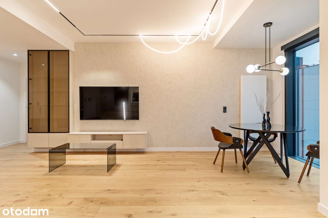 Ekskluzywny Apartament 81m² | Towarowa Towers | M2-11