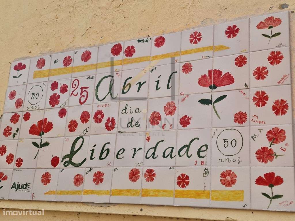 T3+1 duplex renovado e equipado na Ajuda, Lisboa - Grande imagem: 2/16