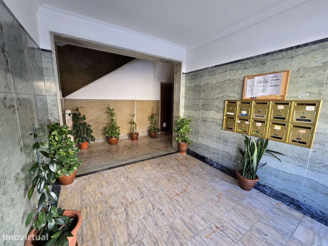 T3 com 2 casas de banho e excelente localização - Grande imagem: 5/29