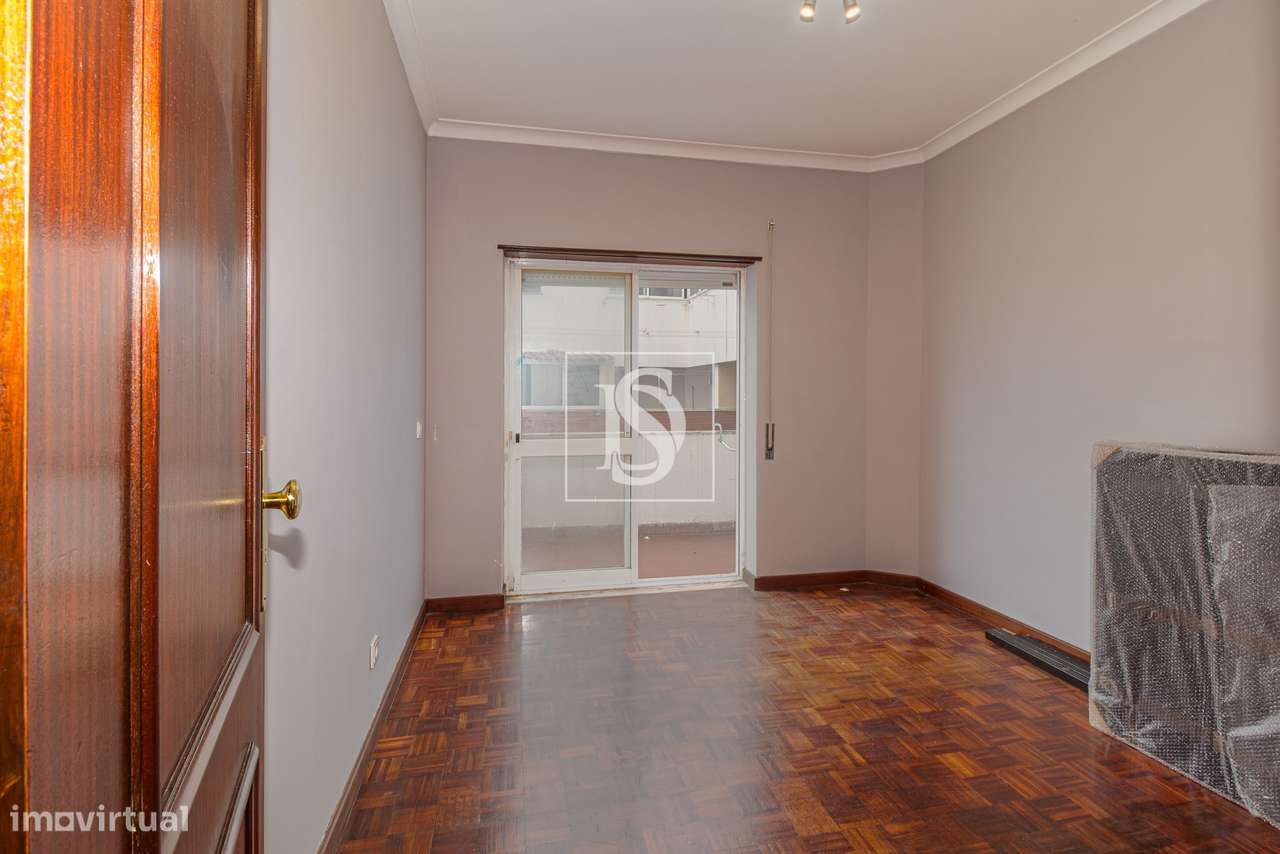 T2 ; R/C : Venda; Alhos Vedros; Central - Grande imagem: 5/14