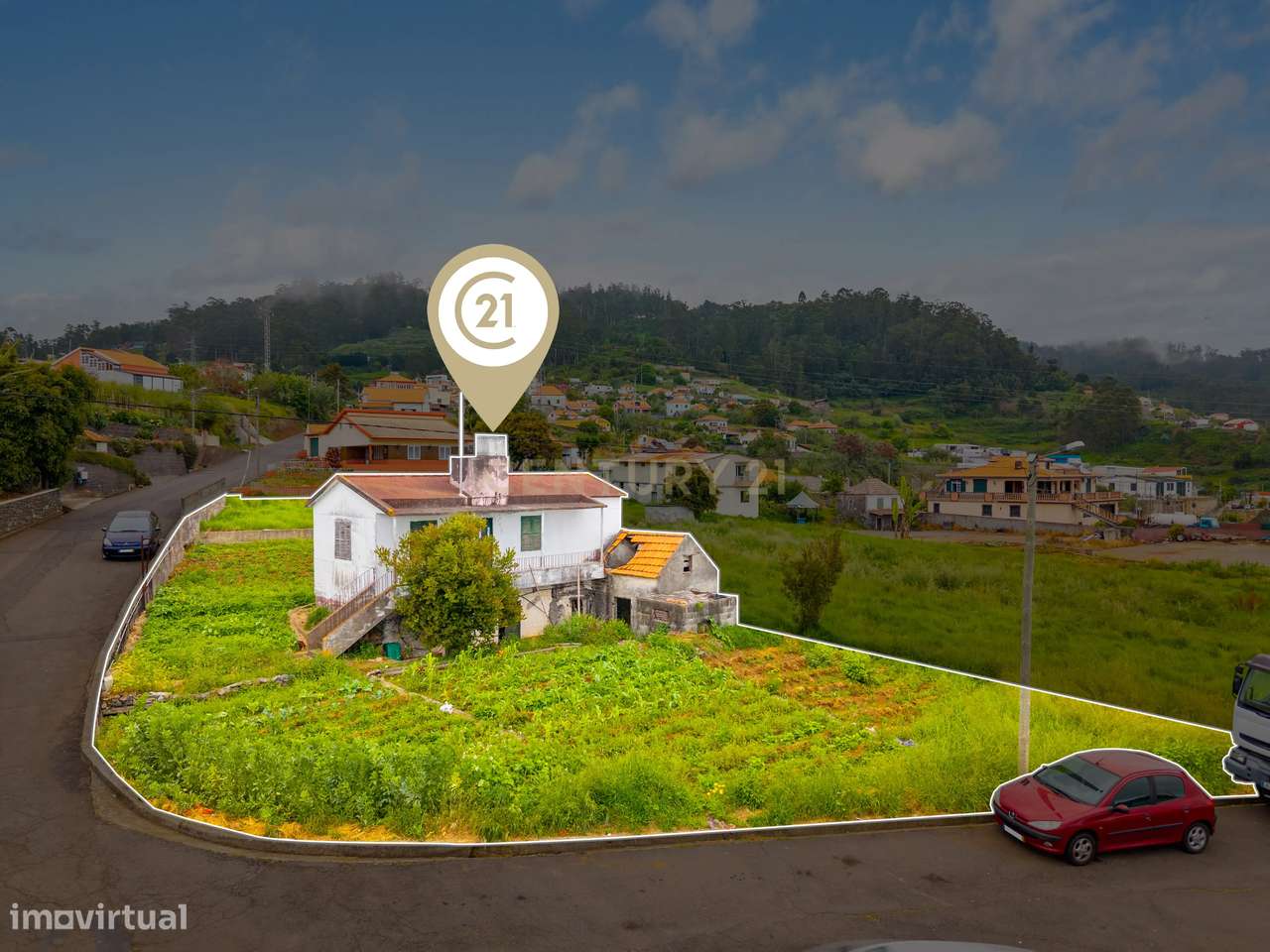 Moradia para Reconstrução com Terreno Plano e Potencial Único nos Canh - Grande imagem: 2/14