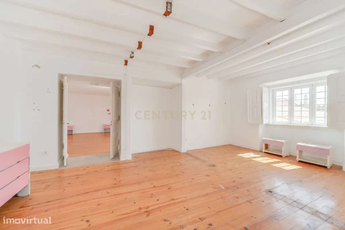 Quinta/Moradia na Póvoa de Santa Iria em Lote 2300m2-42