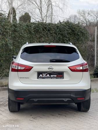 Nissan Qashqai 1.5 dCi TEKNA - 12