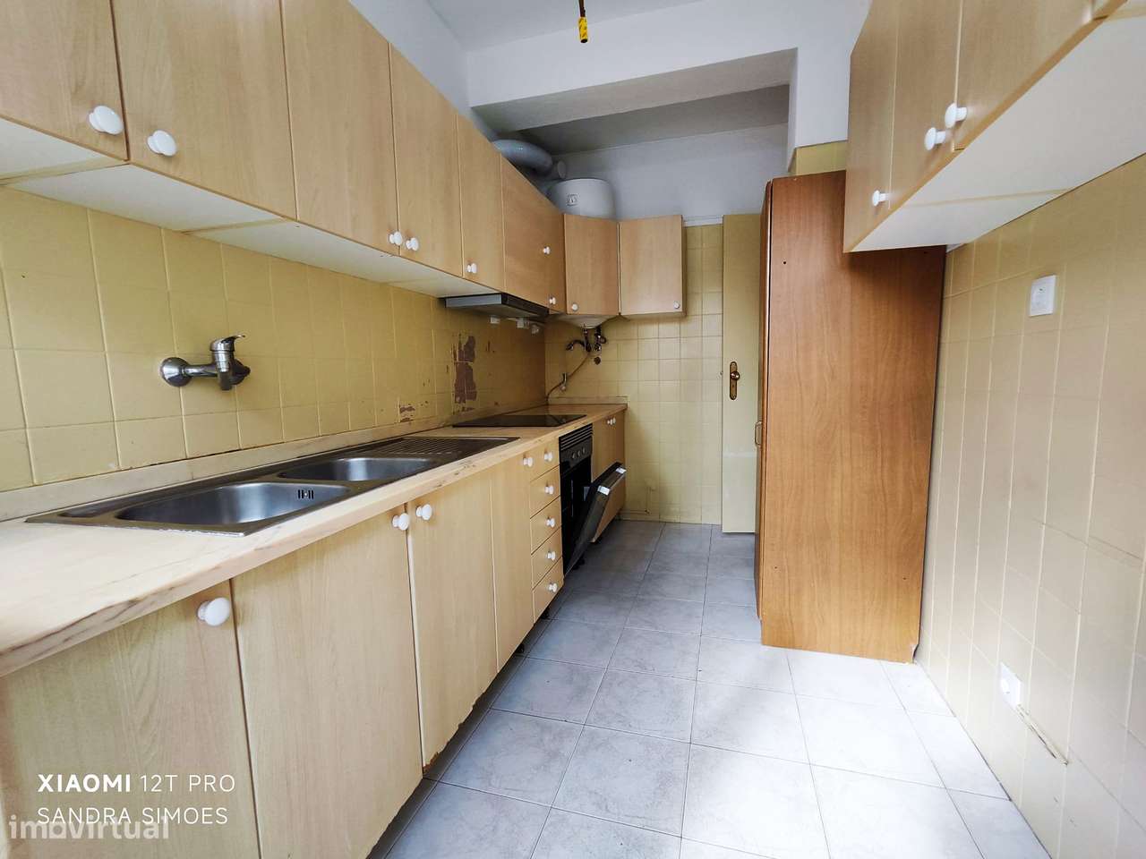 T1 com cozinha separada e excelente localização - Grande imagem: 2/7