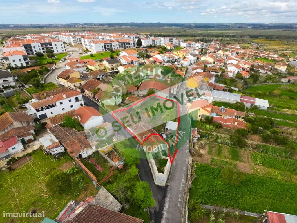 Moradia para Reconstrução em Pereira - Grande imagem: 4/23