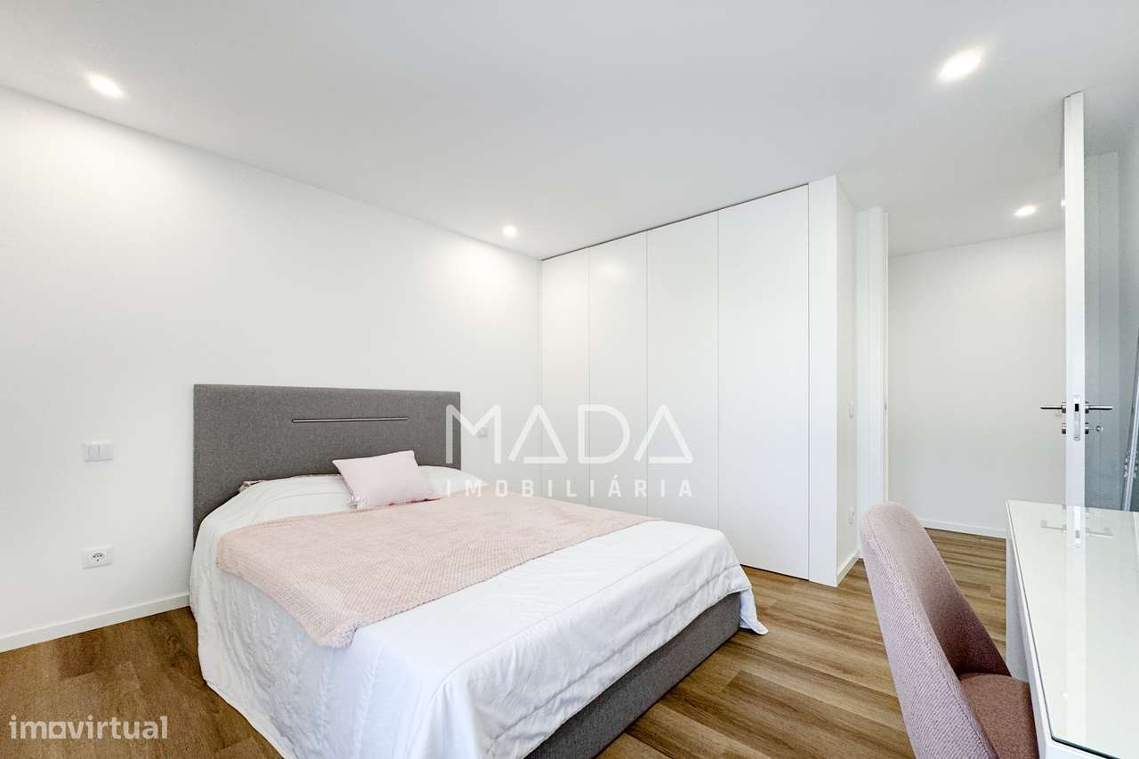 SEMI-NOVO Apartamento T3 perto do Estádio do Braga em Real, Braga-20