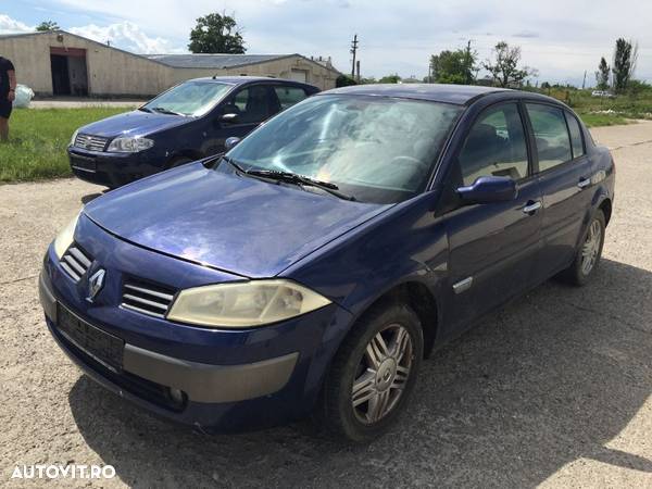 Dezmembrez Renault Megane 2 Berlina 1.6 - 2