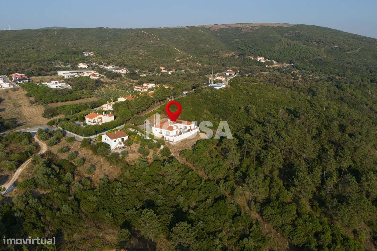 Magnífica Moradia T3+1 com Piscina – Porto de Mós-9