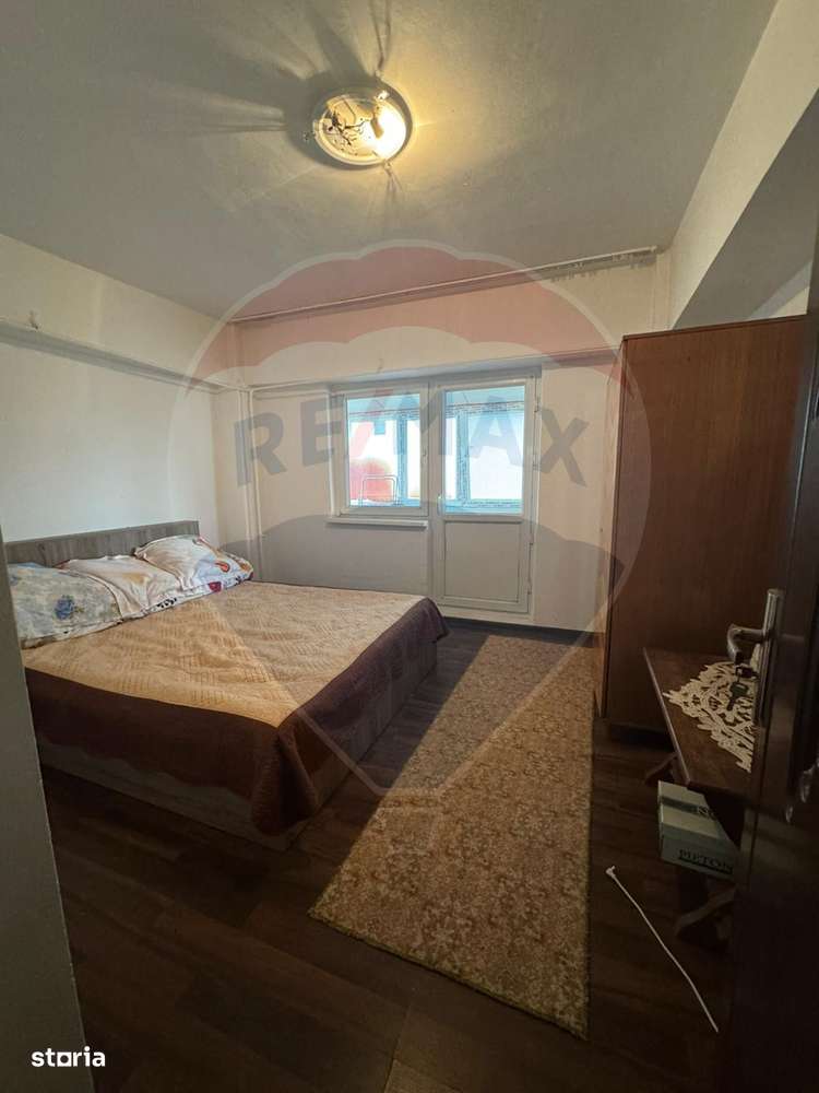 2 decomandate Craiovita, liber, spatios, zona buna, 54mp, bloc 1987-2