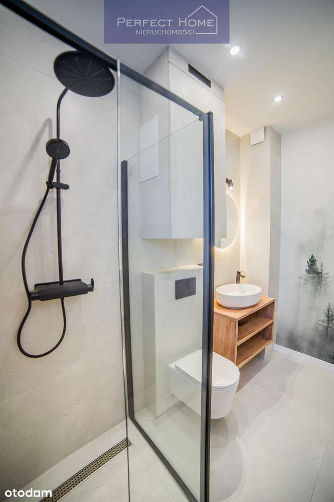 Apartament 4 pokojowy na zamkniętym osiedlu.-9