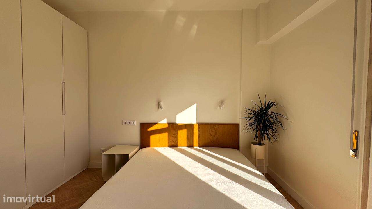 Apartamento t2 à venda na Rua Correia Teles, 84-13