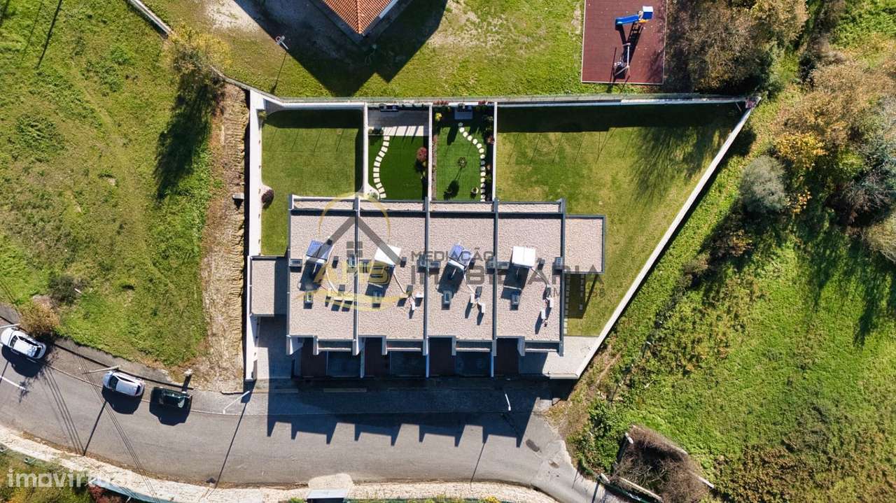 MORADIA T3 DE GAVETO A 3 MINUTOS DE FAFE - Grande imagem: 5/57