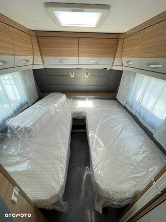 Dethleffs Camper 550ESK - 19