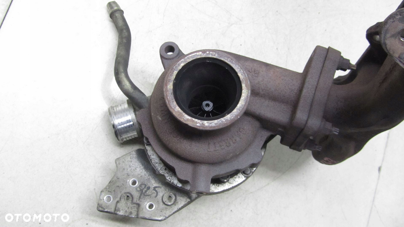 VOLVO XC60 2.4 TURBOSPRĘŻARKA 31219857 08-13 56 - 5