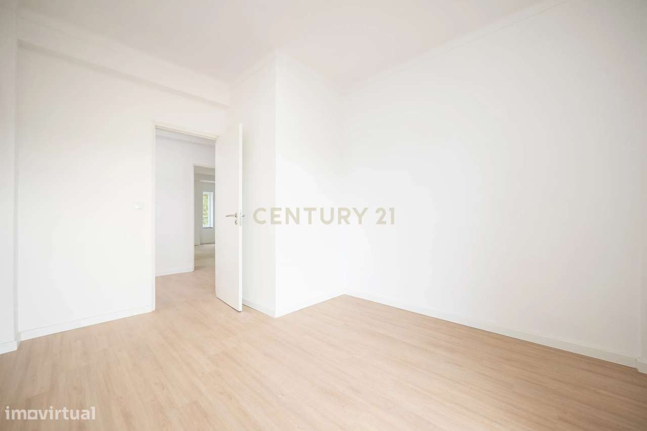 Apartamento para venda na rua de aveiro - 3 Quartos e 3 WC-18