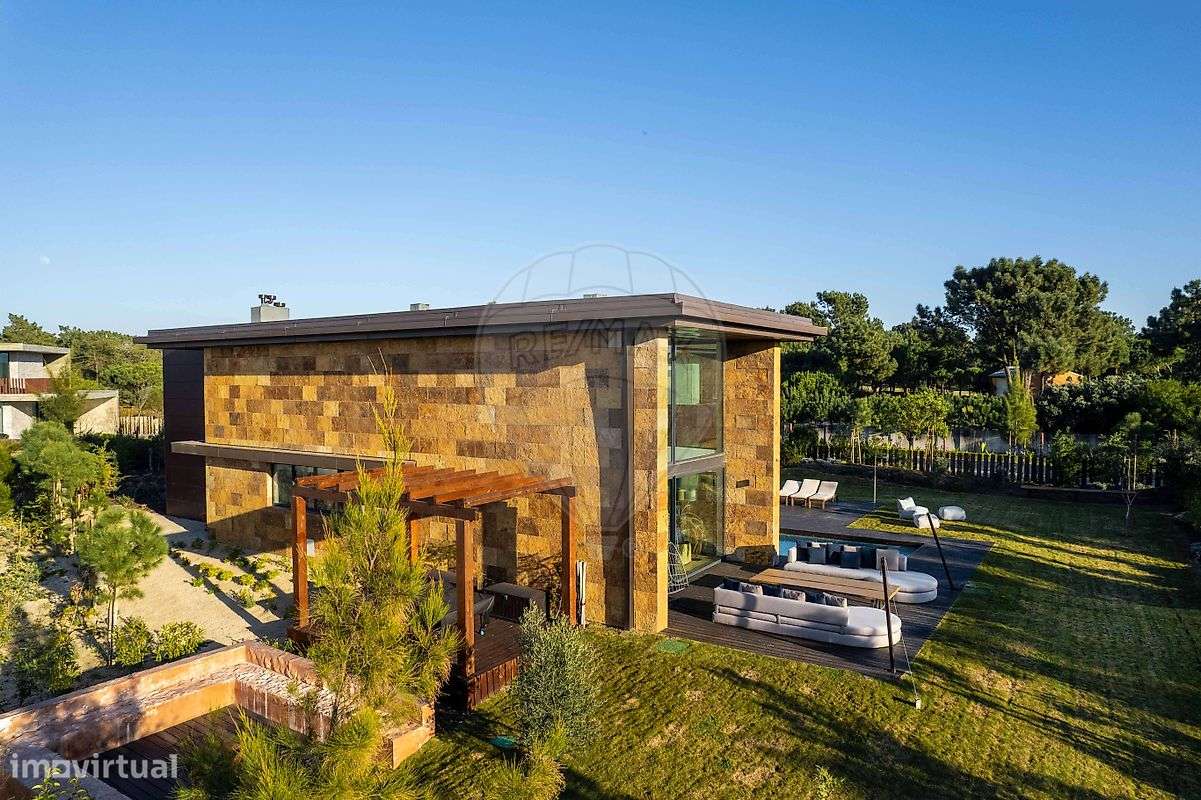 Moradia T4 para venda-10