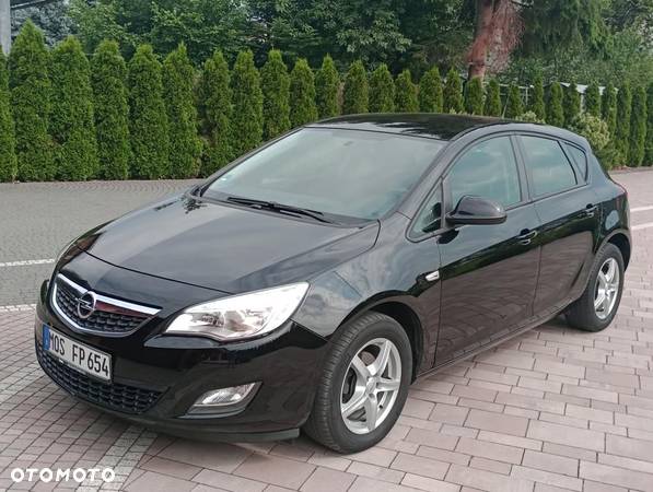 Opel Astra 1.4 Turbo Design Edition - 8