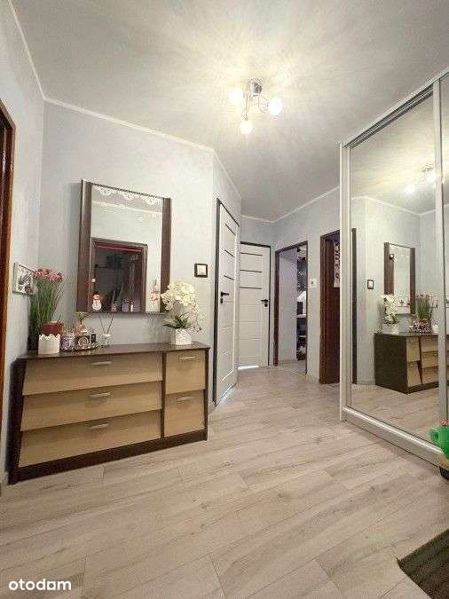 3 pokoje, centrum miasta - balkon.-9