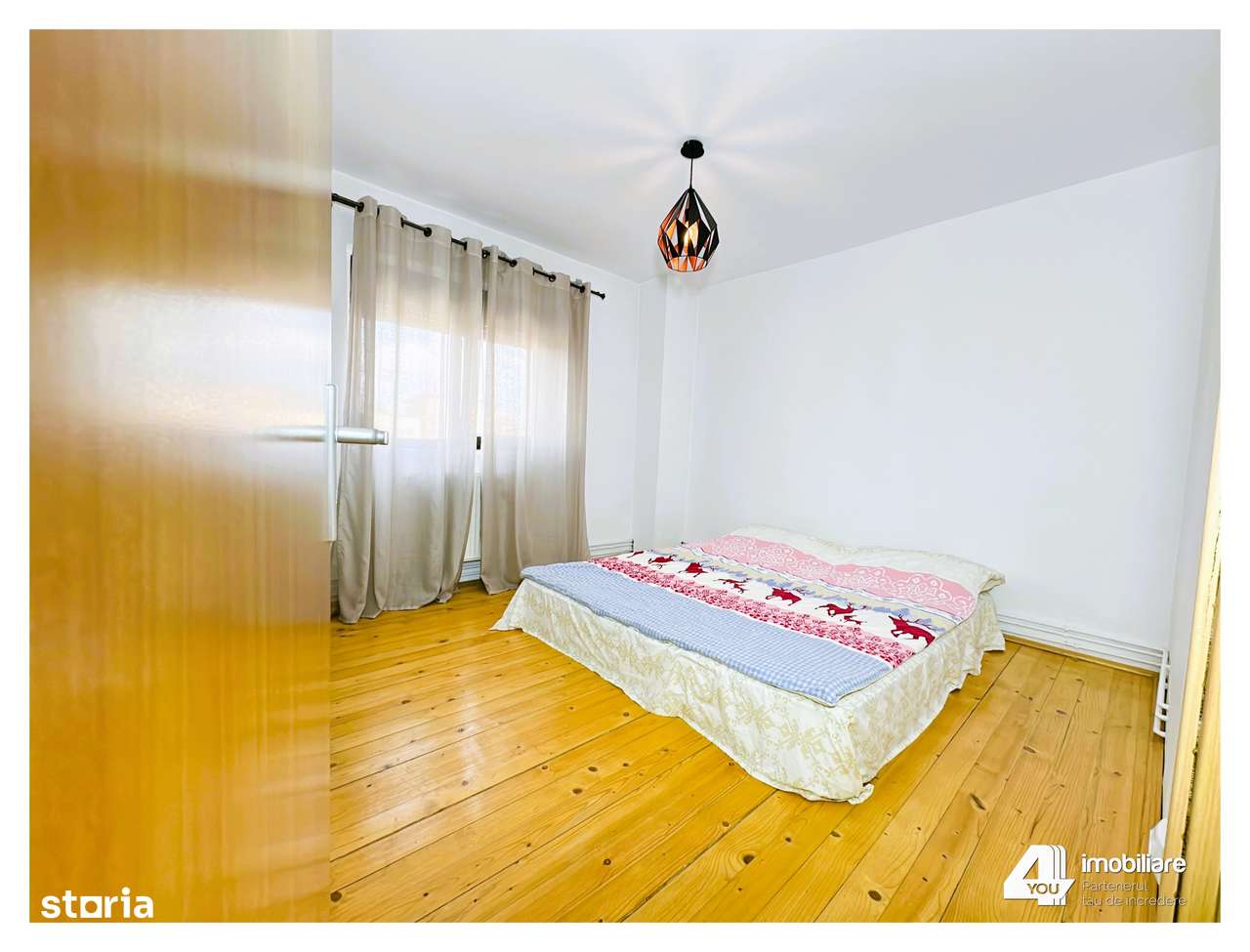 Apartament 4 camere Micălaca Voinicilor ,116 mp,et.1/4 +termotecă - Imagine principală: 5/8