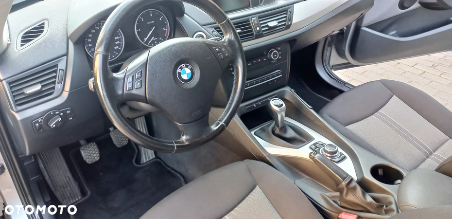 BMW X1 sDrive18d - 8