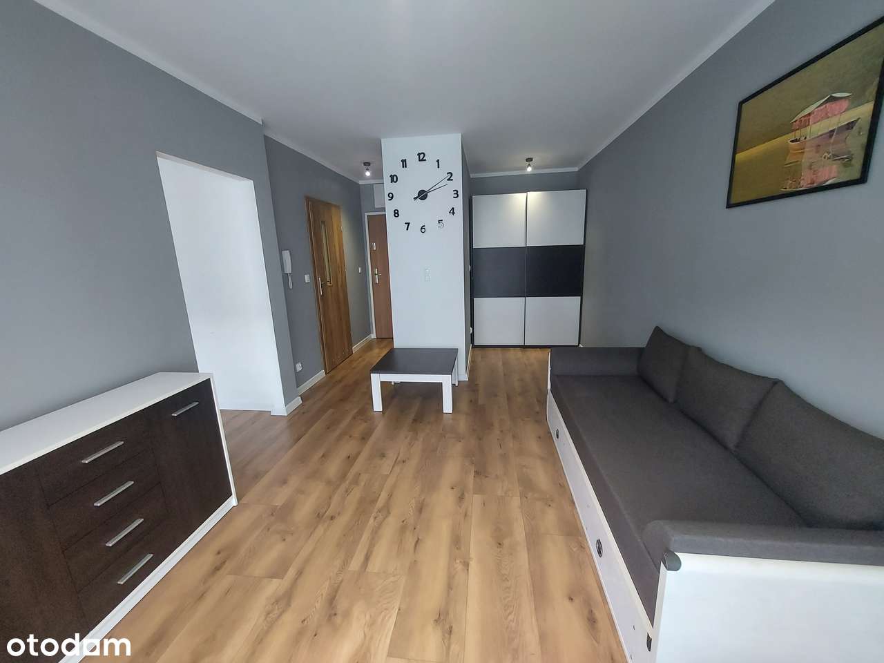 Małopanewska 24/kawalerka przy Magnolii/oddzielna kuchnia/31m/2000 zł