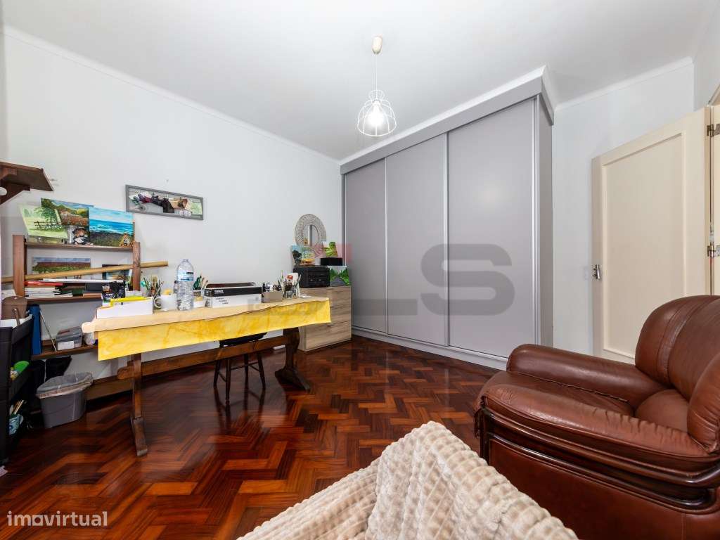 Moradia c/ Licença AL e Garagem junto à Av. Marginal - Ponta Delgada-18