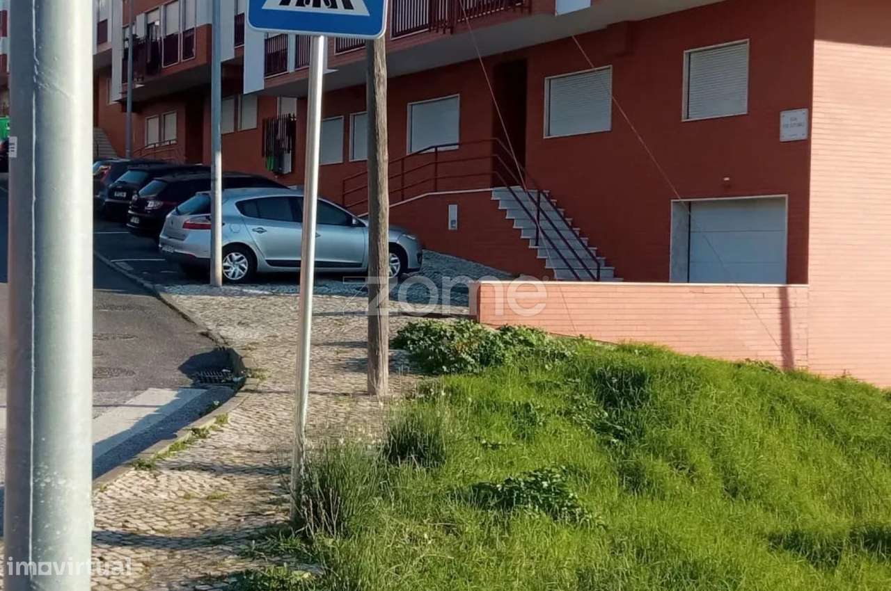 Terreno para construção Amadora - Grande imagem: 4/9