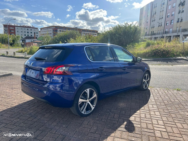 Peugeot 308 1.2 PureTech Allure - 3