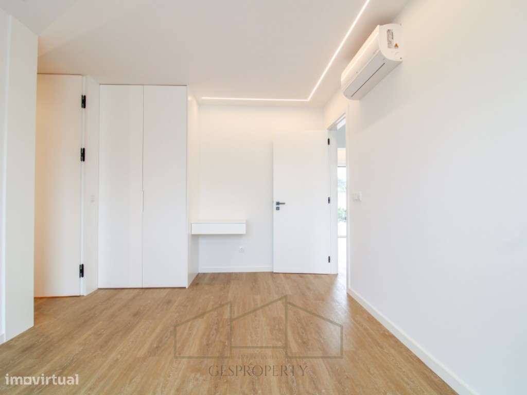 Moradia Isolada T3 com piscina pronta a escriturar na Aroeira-35