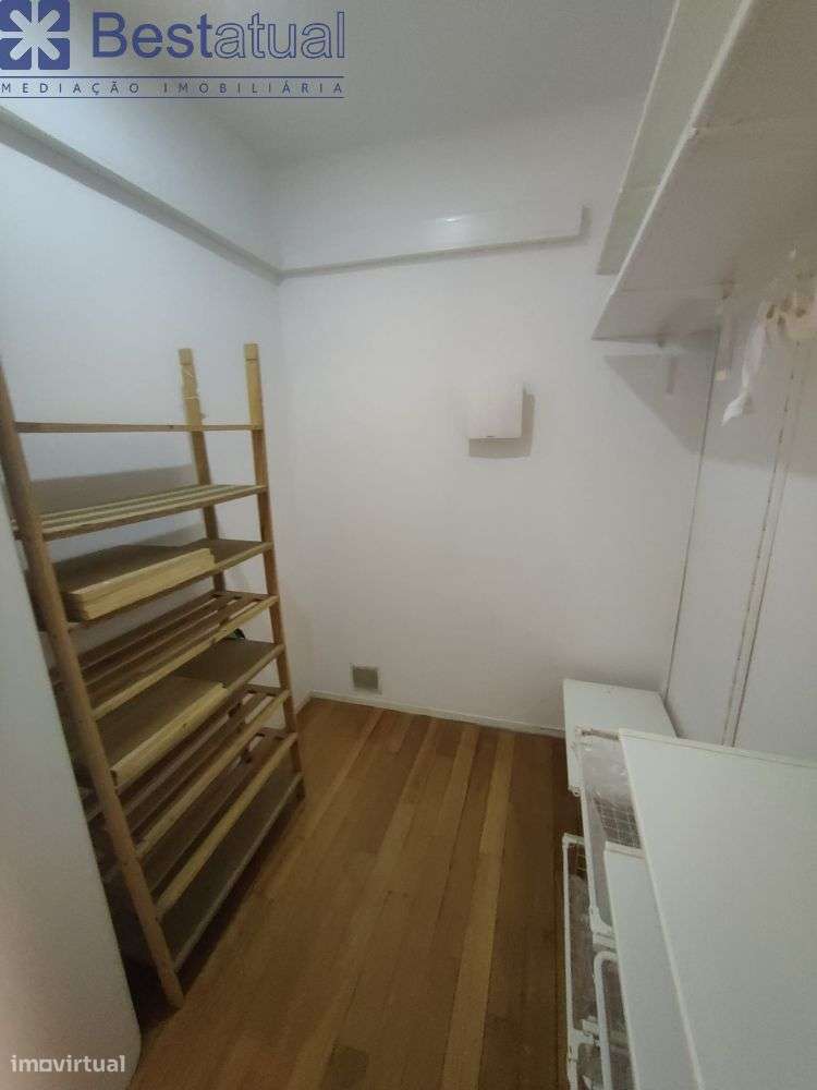 Moradia T 3 com piscina - Oportunidade!-40