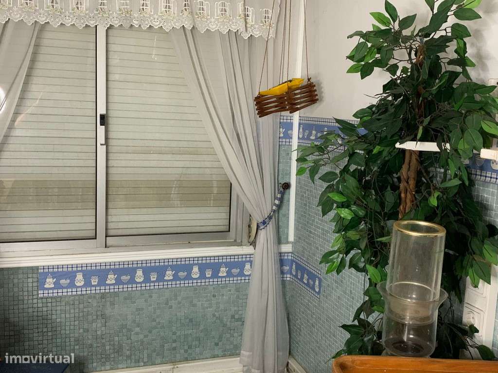 T4 com 130m² e Vista Deslumbrante para Sintra-11