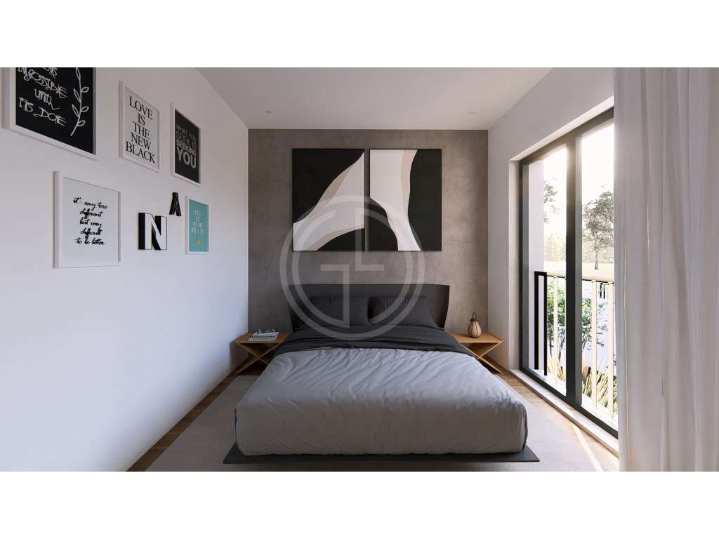 Moradia Unifamiliar com Piscina e Garagem-12