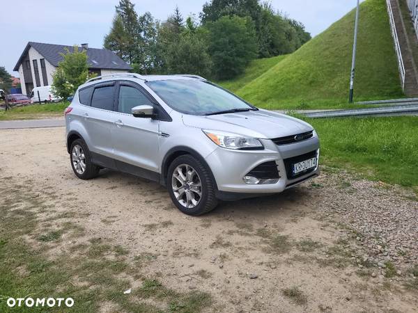 Ford Escape 2.0 EcoBoost AWD Titanium - 1