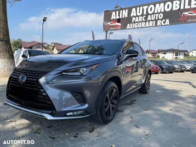 LEXUS SERIANX - SUV