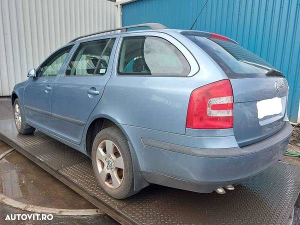 Trager Skoda Octavia 2 2008 BREAK 1.9 BXE - 4