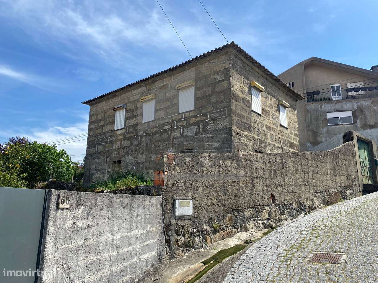 Moradia T3 em Castelo do Neiva-0