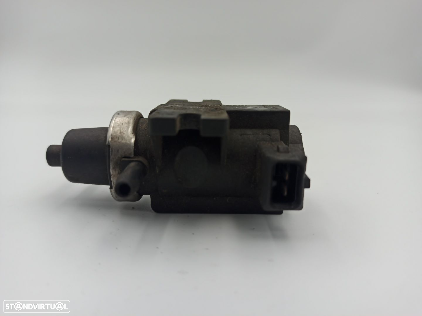 Valvula Turbo / Solenoide Volkswagen Passat Variant (3B5) - 3