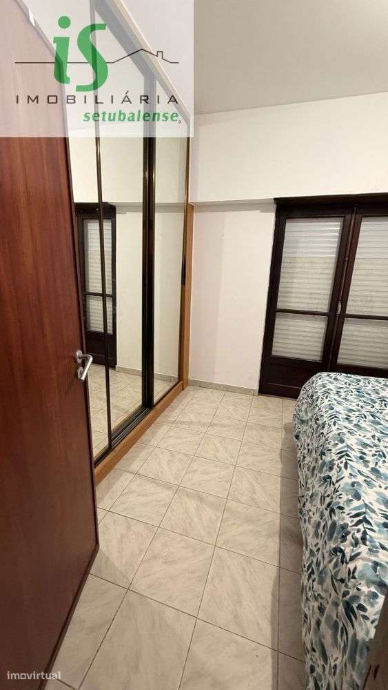APARTAMENTO T1 NO BONFIM EM SETÚBAL-5
