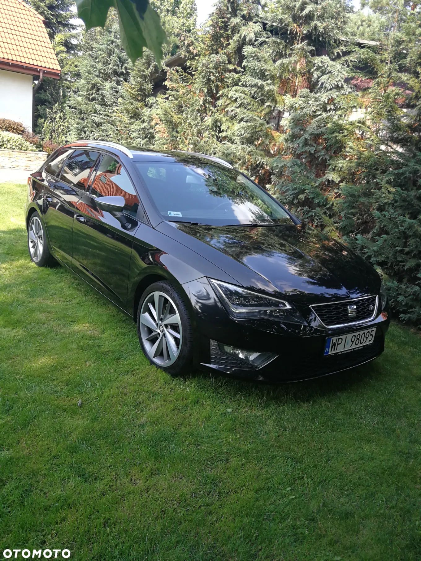 Seat Leon ST 2.0 TDI DPF DSG FR - 1